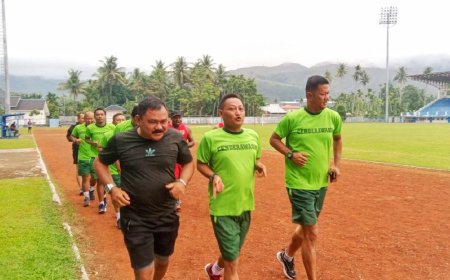 Jaga Stamina Dan Kebugaran Tubuh Anggota Koramil Sentani Melaksanakan Aerobik