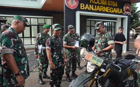 Dandim 0704 Banjarnegara Tinjau Kendaraan Personel dan Tekankan Disiplin Satuan
