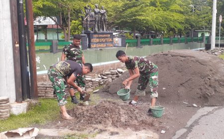 Dengan Penuh Semangat Anggota Kodim Perbaiki Pangkalan