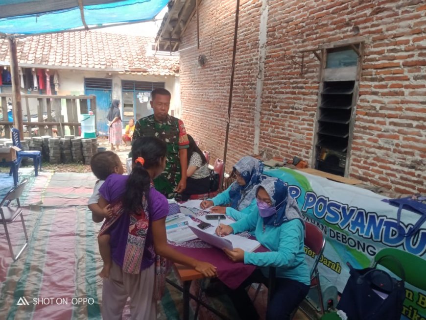 Babinsa Sertu Mardoyo Dampingi Kegiatan Posyandu ILP