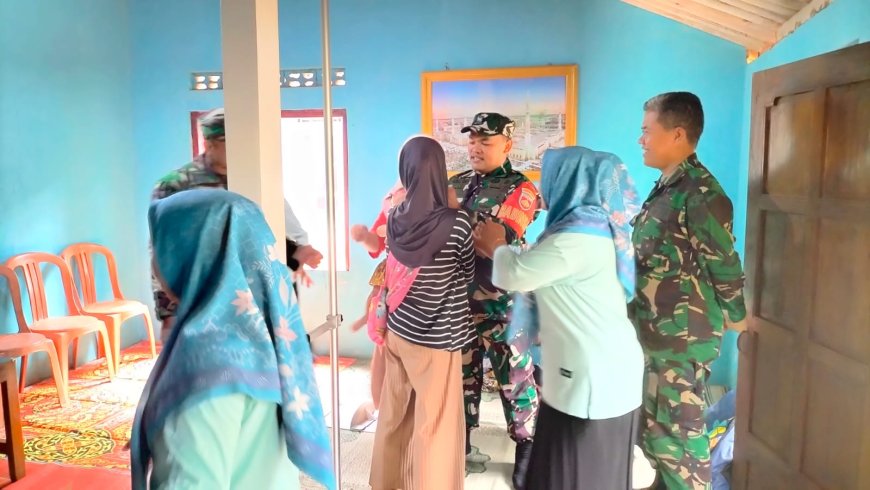 Danramil 11 Punggelan Dampingi Petugas Posyandu Melati Wujudkan Balita Sehat