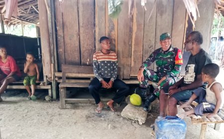 Jalin Keharmonisan Di Wilayah Binaan Babinsa Waris Anjangsana Di Rumah Kepala Suku