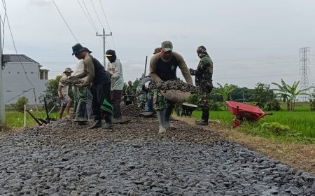 Satgas TMMD Mulai Lakukan Pengaspalan Jalan
