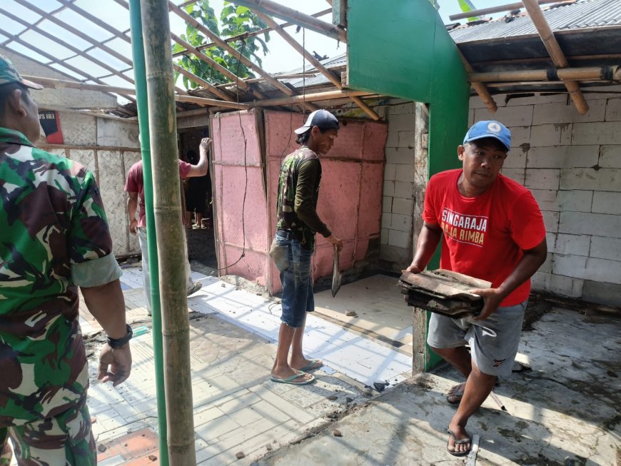 Satgas TMMD Reguler Tegal Mulai Bongkar Rumah Bapak Prayitno