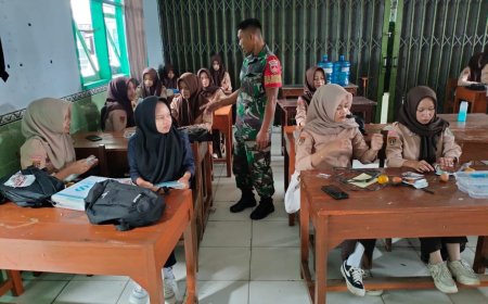 Distribusi Makan Bergizi Gratis di Bulan Puasa Siswa Bawa Pulang Bekal Buka Puasa