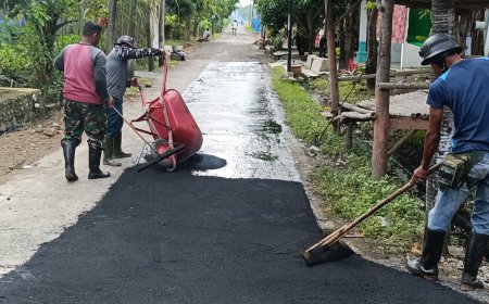 Hari Ke-21 Pengaspalan Jalan Terus Dikebut Pengerjaannya