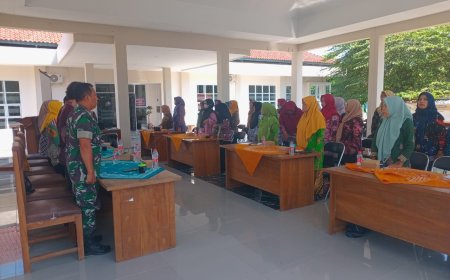 Babinsa Serka M. Fariqi Hadiri Minilok Penurunan Stunting Kecamatan Kramat