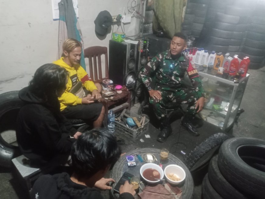 Lakukan Pembinaan Teritorial, Babinsa Koramil Bumijawa Rutinkan Kegiatan Komsos Di Wilayah Binaan