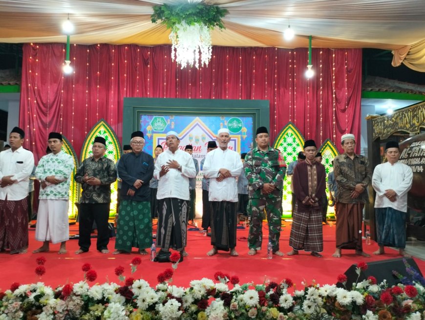 Babinsa Tegal Selatan Menghadiri Pengajian Umum di Masjid Al Fatah