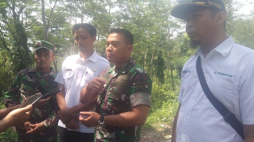 Bantu Warga, Dandim Tegal Prakarsai Bangun Jalan Baru Desa Sangkanjaya
