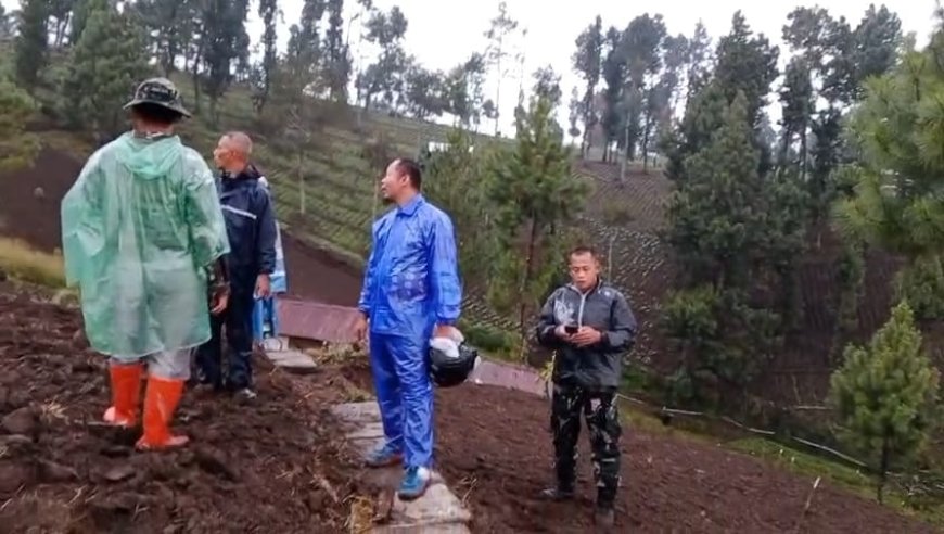 Dandim Tegal Lakukan Peninjauan Ke Hutan Lindung Di Petak 48 RPH Guci