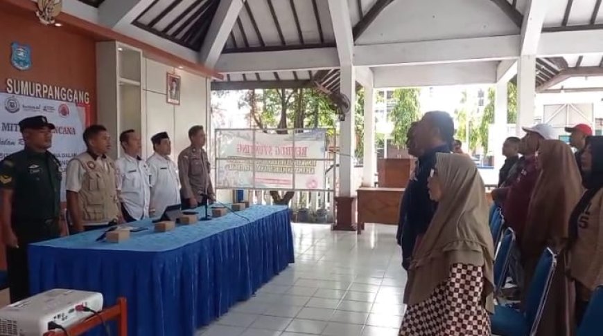 Babinsa Sumurpanggang Hadiri Sosialisasi dan Pelatihan Mitigasi Bencana untuk Penguatan Kapasitas Karang Taruna