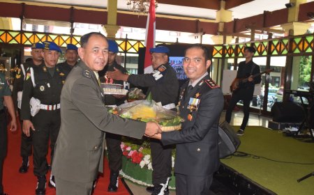 Kasdim 0712/Tegal Hadiri Tasyakuran Hari Bhayangkara ke-79 di Kabupaten Tegal