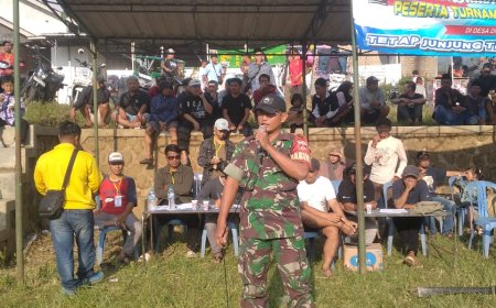 Babinsa Koramil 19 Bumijawa Laksanakan Pengamanan Turnamen Sepakbola Di Lapangan Dukuh Aren