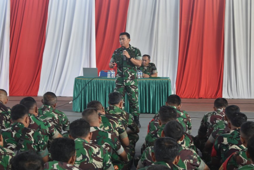 Jam Komandan, Dandim 0712 Tegal Tekankan Profesionalisme, Akhlak, dan Peran Sosial Prajurit serta PNS