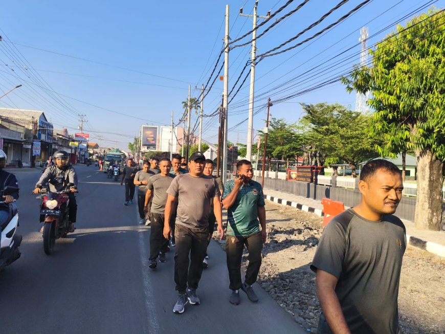 Kapten Arm Tarsono Pimpin Apel Pagi dan Olahraga Bersama di Kodim 0712/Tegal