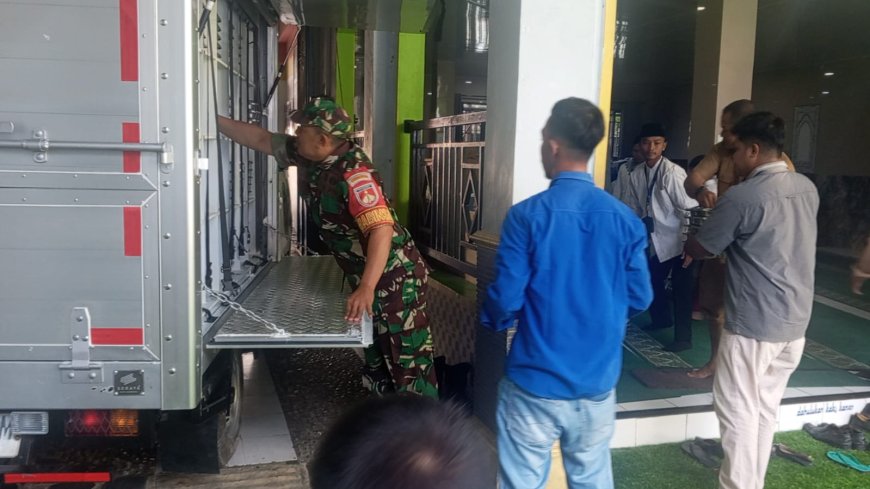 Babinsa Kawal Hari Pertama Penyaluran Makan Bergizi Gratis dari Dapur MBG 