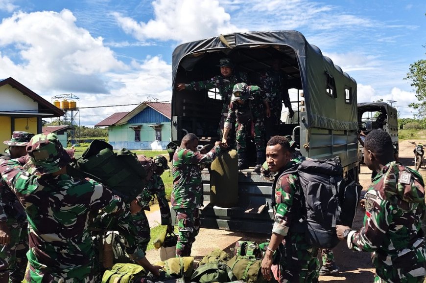Pahlawan Pembangunan Tiba, Personel Satgas TMMD Disambut Hangat Oleh Warga