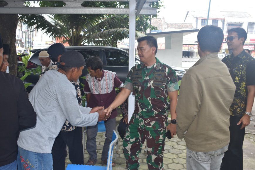Warga Desa Sangkanjaya Geruduk Makodim Tegal, Ingin Temui Dandim Sebelum Pindah Tugas