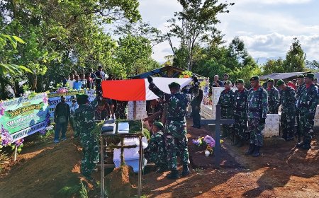 Penuh Haru, Kodim 1701/Jayapura Lepas Kepergian Serda Yordan Petrus Sorontow dengan Upacara Militer