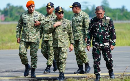 Bersama Tuhan Menyerbu Dari Langit: Ratusan Prajurit TNI Terjun di Morowali