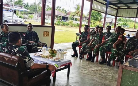 Perkuat Fasilitas Satuan, Dandim 1701/Jayapura Cek Langsung Rencana Perbaikan Kantor Koramil Skanto