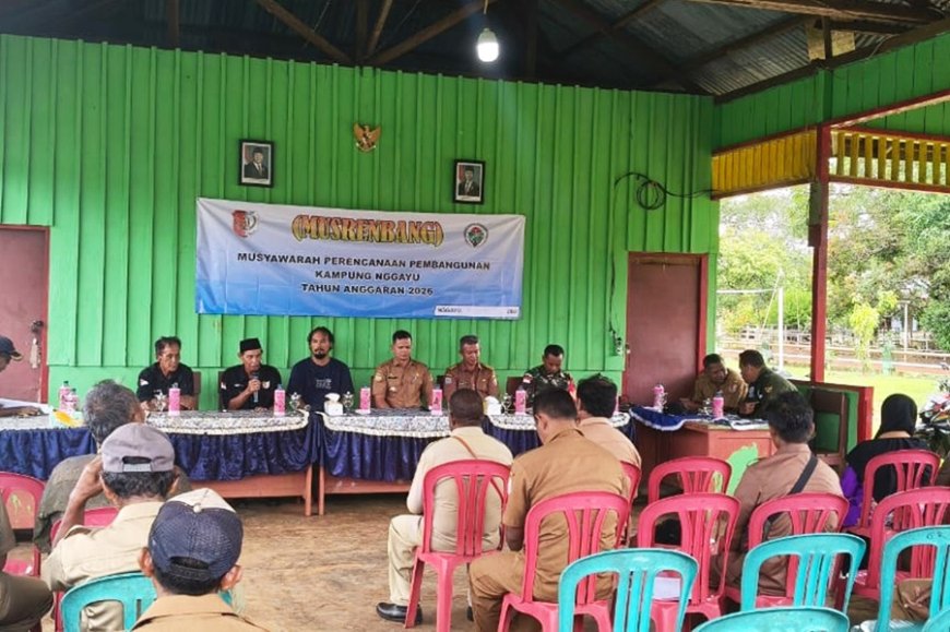 Wujud Kebersamaan Membangun, Babinsa Kampung Nggayu Hadiri Musrenbang
