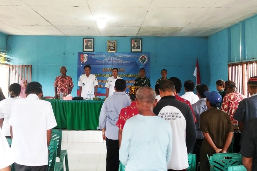 Babinsa Hadiri Musyawarah Kampung Mandekman Untuk Susun Prioritas Pembangunan Tahun 2026