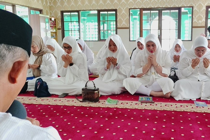 Persit KCK Merauke Gelar Doa Bersama Untuk Korban Bencana Alam di Sumatera