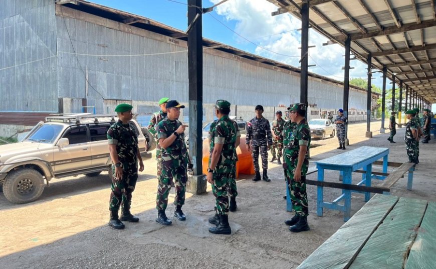 Pangdam XXIV/MT Dampingi Sekjen Kemhan Tinjau Pengembangan Yonif TP 861/MK di Wanam