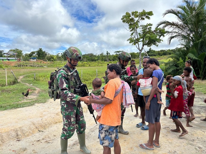 Anjangsana Pererat Hubungan Masyarakat dan TNI Dalam Menyambut Damai Natal