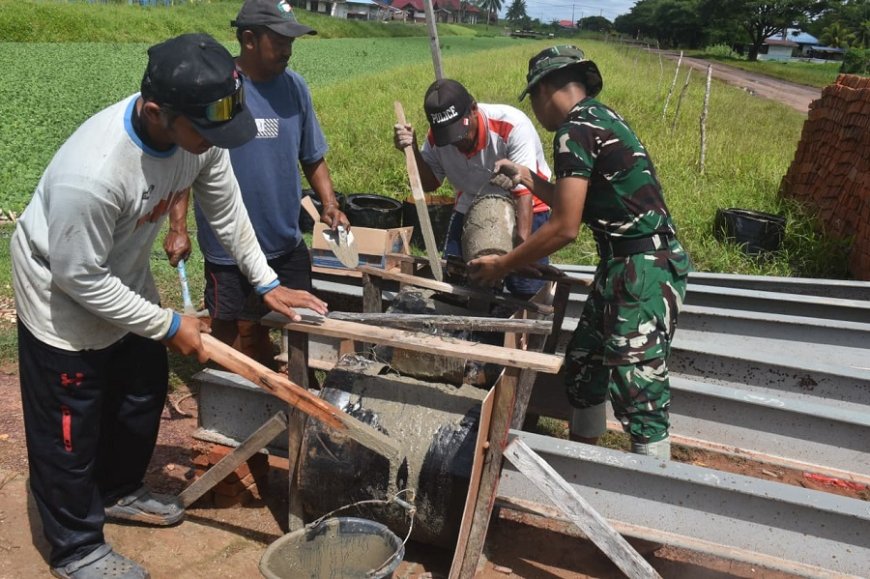Semangat SOBAT, Kodam XXIV/Mandala Trikora Gelar Karya Bakti di Kampung SP4 Tanah Miring