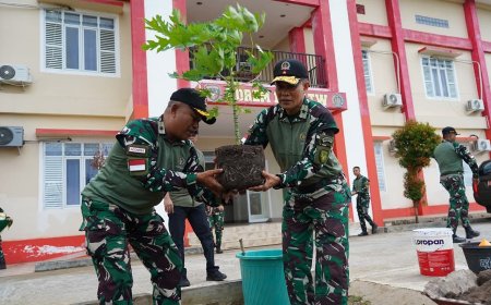 Hijaukan Negeri, Kokohkan Ketahanan Pangan: Danrem 174/ATW Tanam Pohon Bersama Prajurit