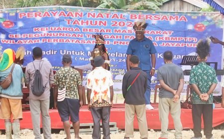Babinsa Muara Tami Pastikan Natal Bersama dan Pelantikan Kepala Suku Berjalan Lancar