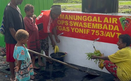 Satgas Pamtas RI-PNG Statis Yonif 753/AVT  Hadirkan Air dan MCK di Kampung Batom