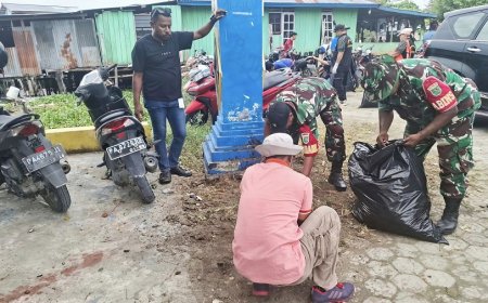 Jaga Kebersihan Danau Sentani, Unsur TNI-Pemda Kerja Bakti di Dermaga Yahim