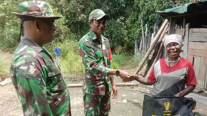 Melalui Komsos, Pos Ramil Airu Tunjukkan Kepedulian Sosial ke Warga