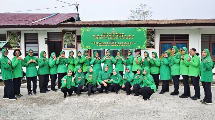 Ketua Persit Kodim Jayapura Sambangi Arso, Gelar Senam Bersama Anggota