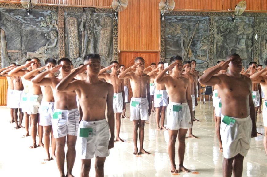 Kasdam XXIV/Mandala Trikora Pimpin Sidang Parade Daerah Penerimaan Prajurit TNI AD TA 2026