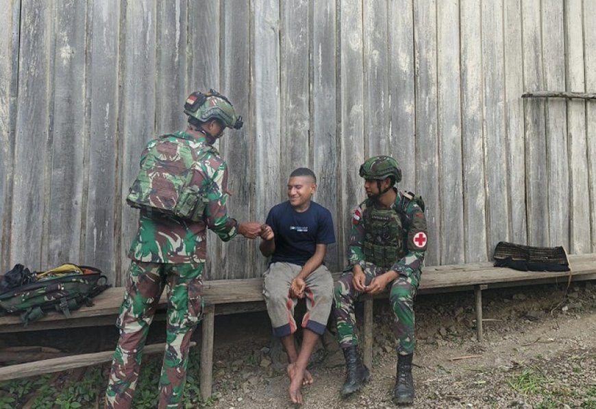 Satgas Pamtas RI-PNG Statis Yonif 753/AVT Tingkatkan Pelayanan Kesehatan di Tanah Papua