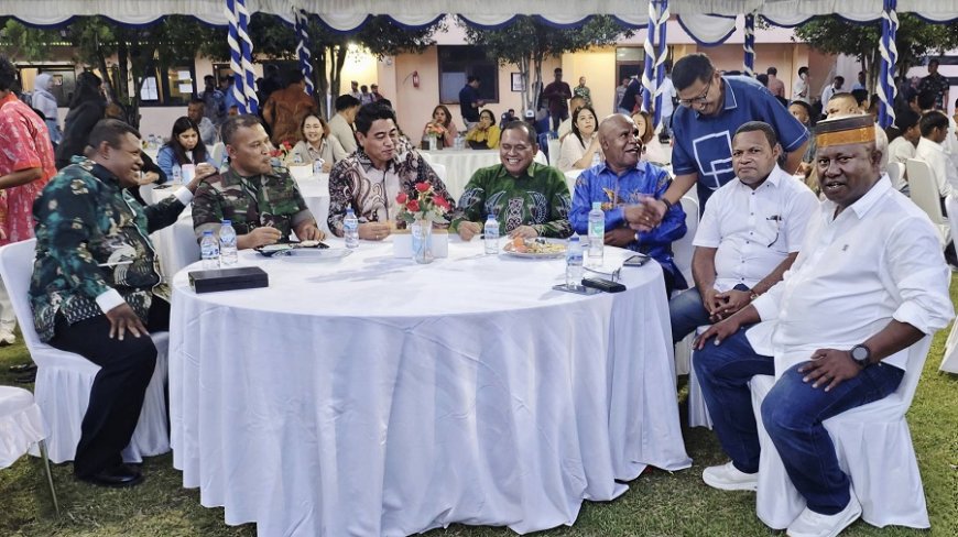 Sinergi TNI–Polri, Dandim 1701/Jayapura Hadiri Tradisi Pisah Sambut Kapolres Jayapura