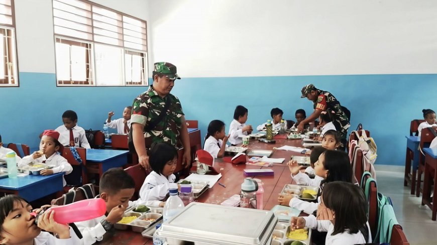 Babinsa Japut Kawal MBG, Tingkatkan Kesehatan dan Konsentrasi Belajar Siswa