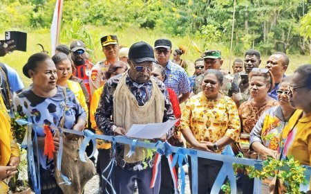 Dandim Jayapura Dampingi Bupati Tinjau Revitalisasi SMA Negeri 3 Sentani