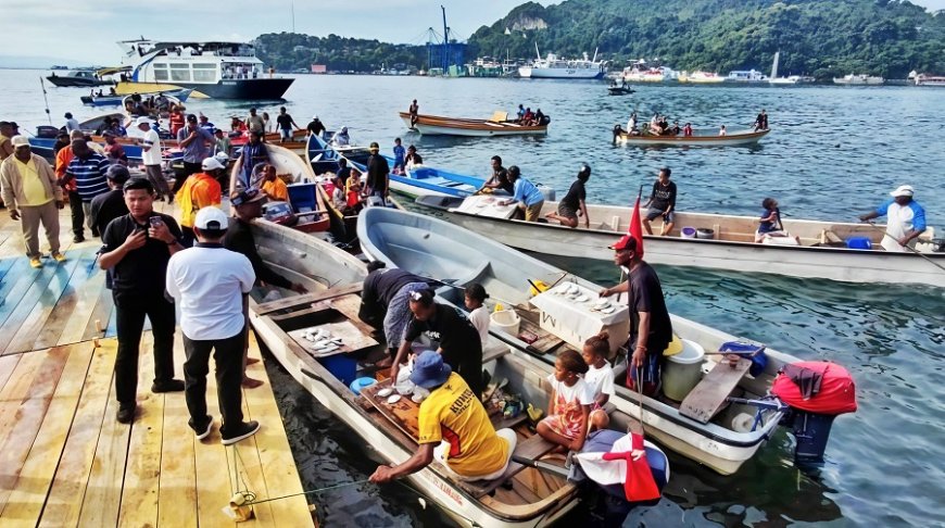 Pasar Terapung Pertama di Jayapura, Dandim 1701/Jayapura Apresiasi Budaya Lokal