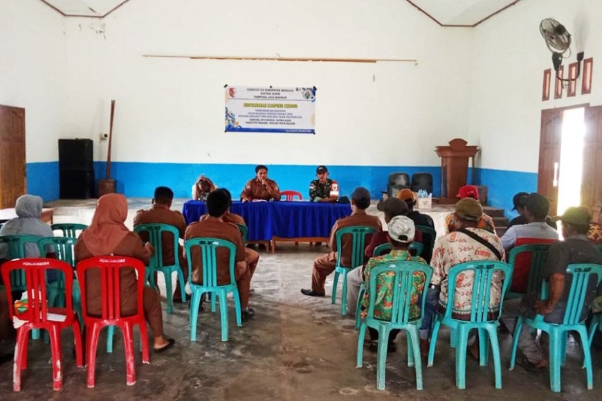 Babinsa Kampung Jaya Makmur Hadiri Musyawarah Khusus, Tekankan BLT Tepat Sasaran
