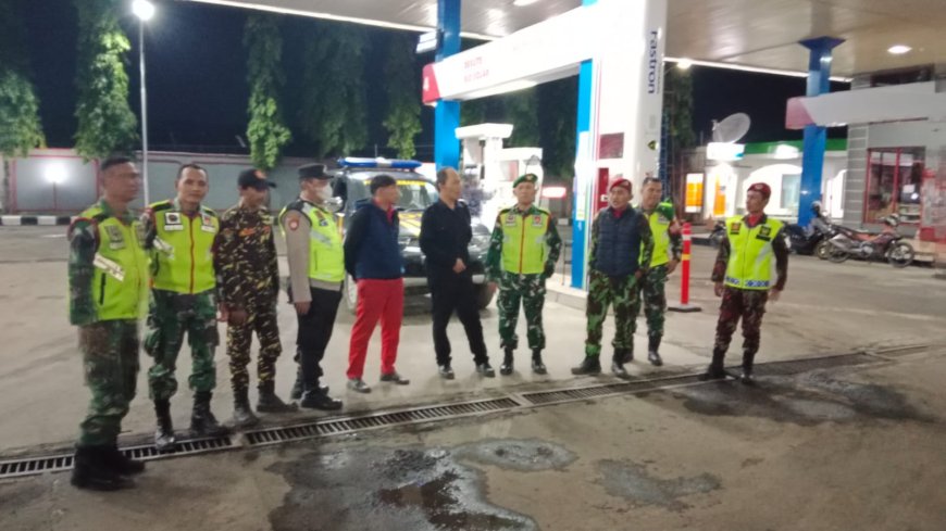 Patroli Gabungan Kodim 0712/Tegal Jaga Kondusivitas Wilayah Lebaksiu Selama Ramadhan