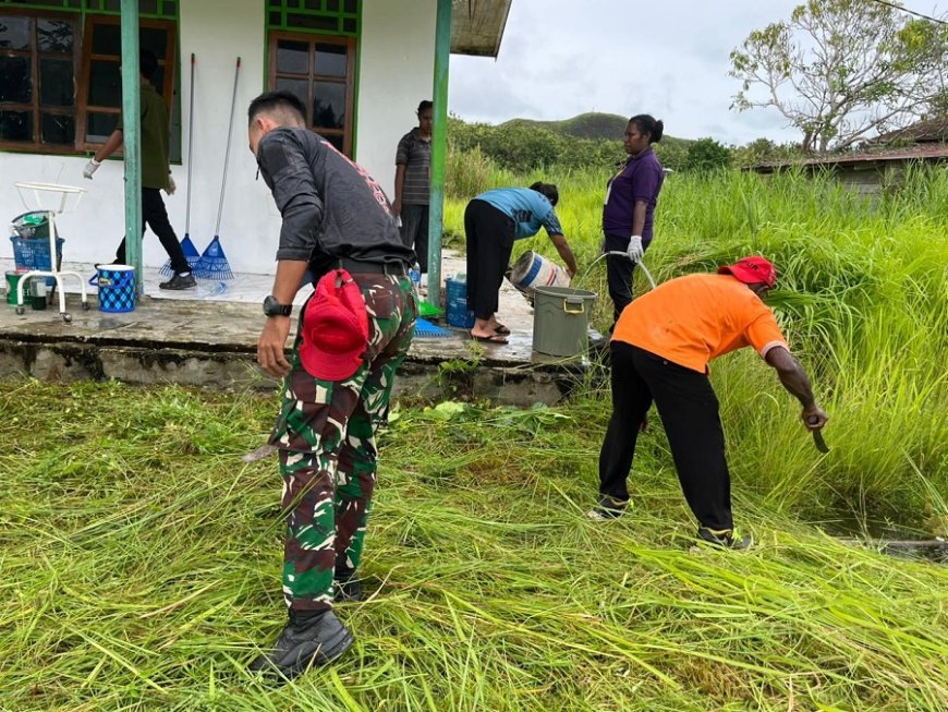 Aktif Kembali! Personel Yonif TP 810/BEM Bersihkan Puskesmas Pembantu untuk Fasilitas Kesehatan Warga