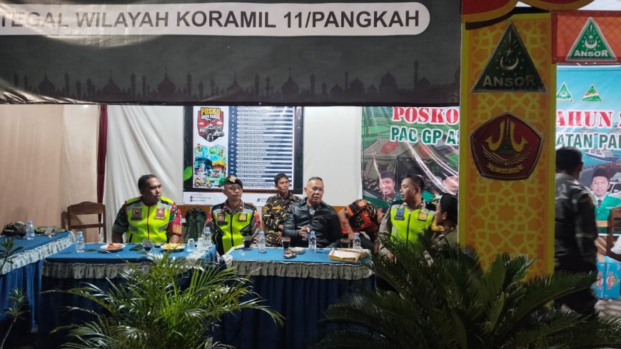 Danramil Pangkah Bersama Anggota Laksanakan Pengamanan arus mudik Lebaran, Pastikan Arus Mudik Aman dan Lancar