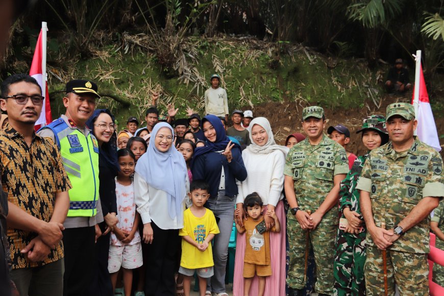 Danrem 071 Wijayakusuma Resmikan Jembatan Perintis Garuda di Gununggiana