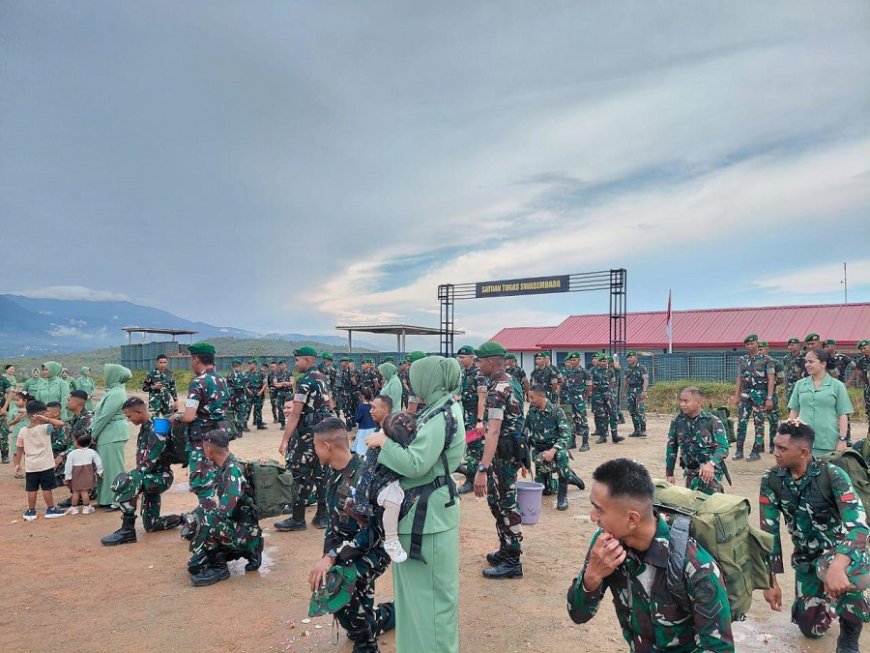 Penuh Kebanggan! Tradisi Penerimaan Personel Baru Yonif TP 810/BEM